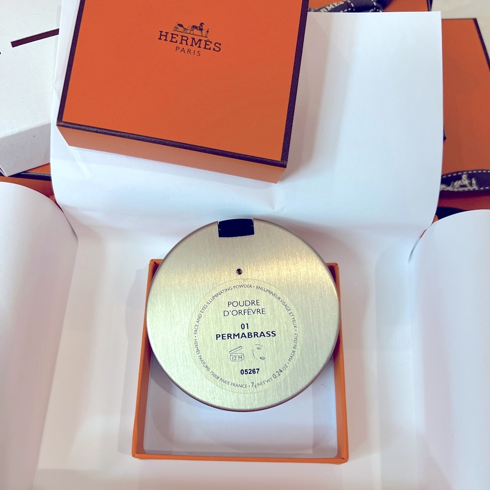 Brand New Limited&Rare Hermès 01 Permabrass Poudre D'Orfèvre Illuminating Powder - Picture 3 of 7